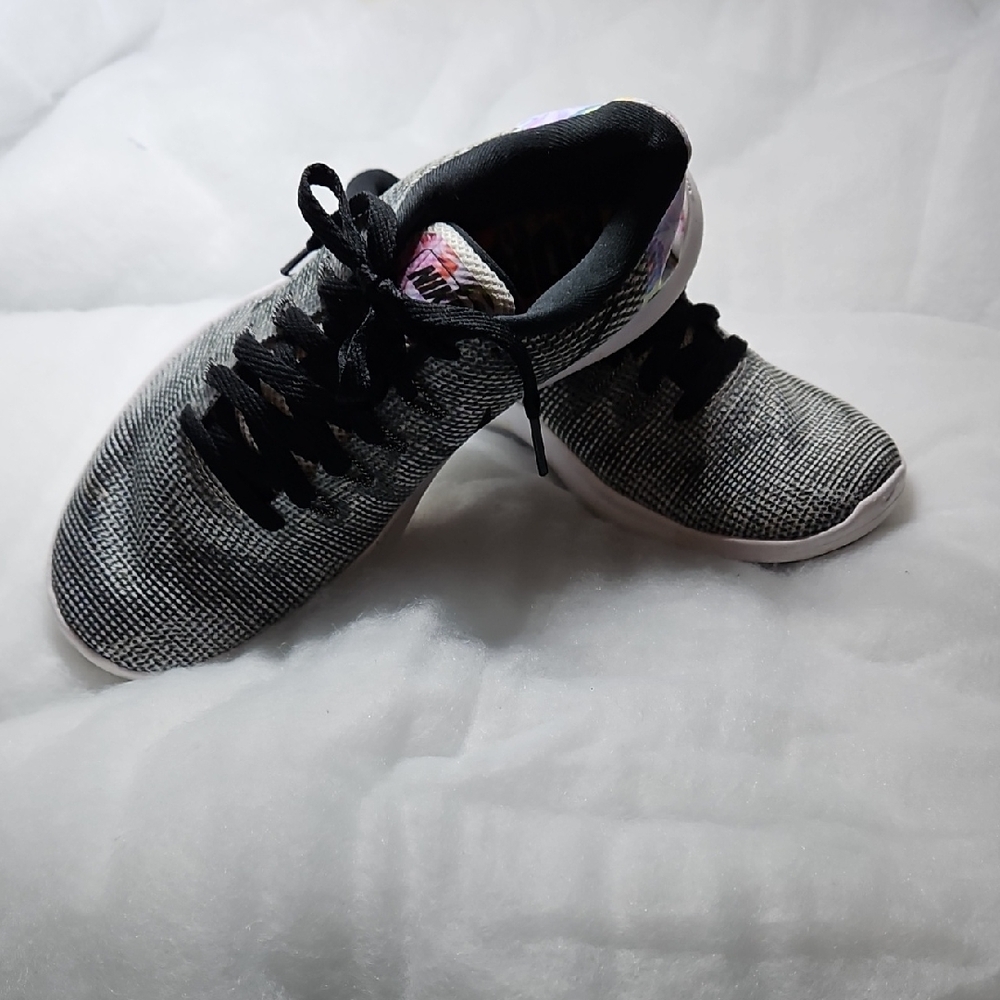 Nike Flex Running Shoes